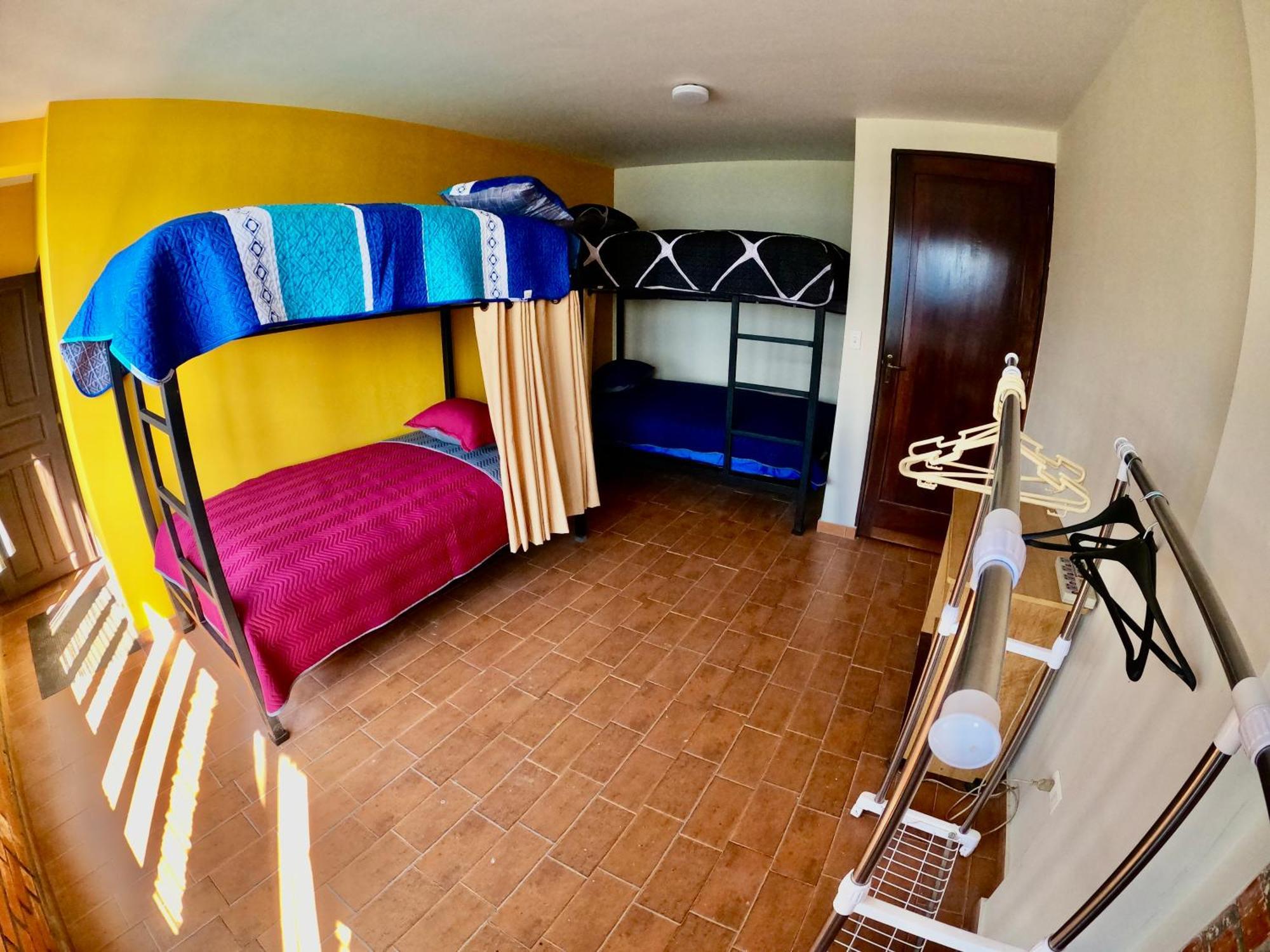 Villa Camila Hostel Coroico Zimmer foto