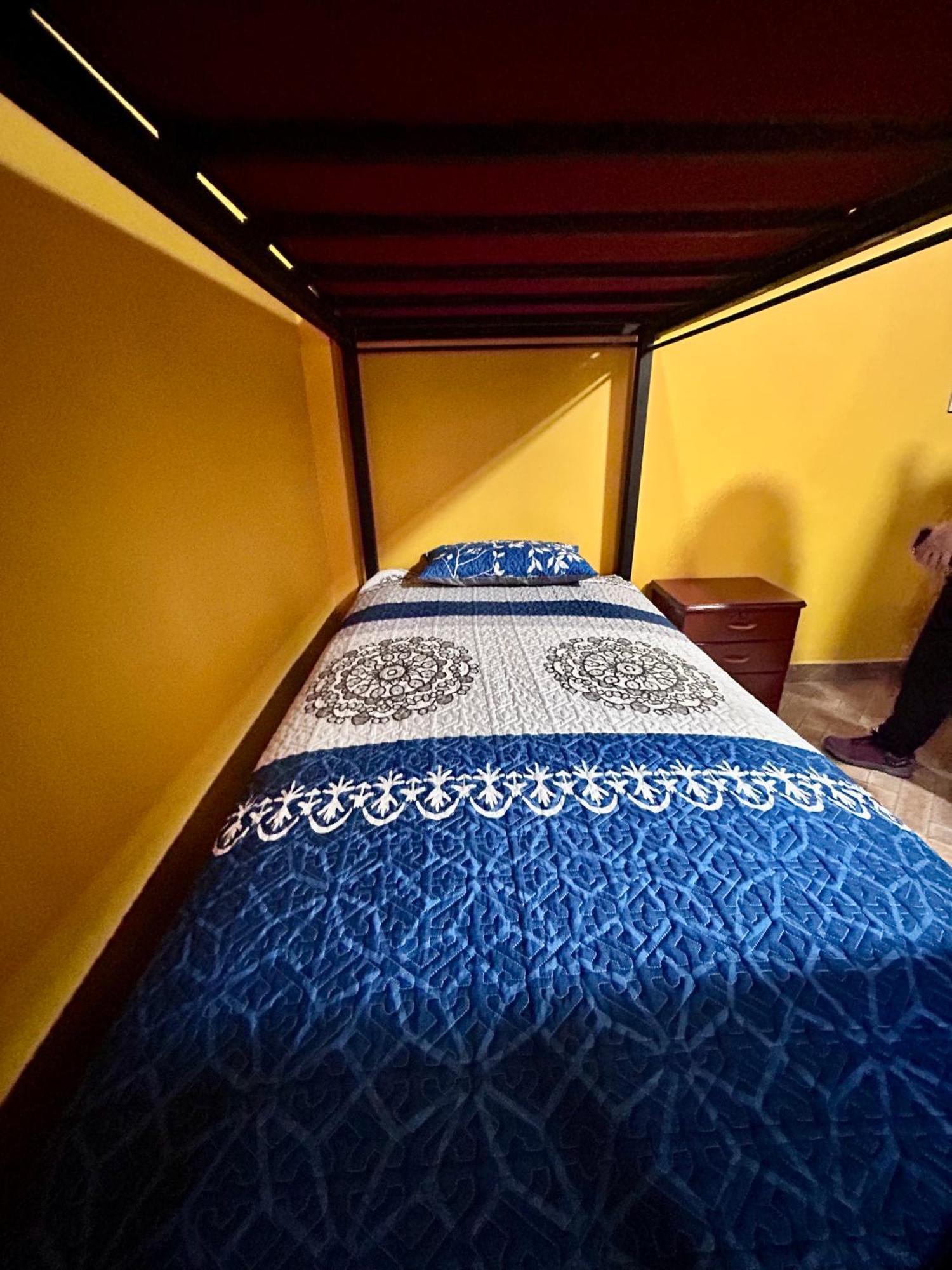 Villa Camila Hostel Coroico Zimmer foto